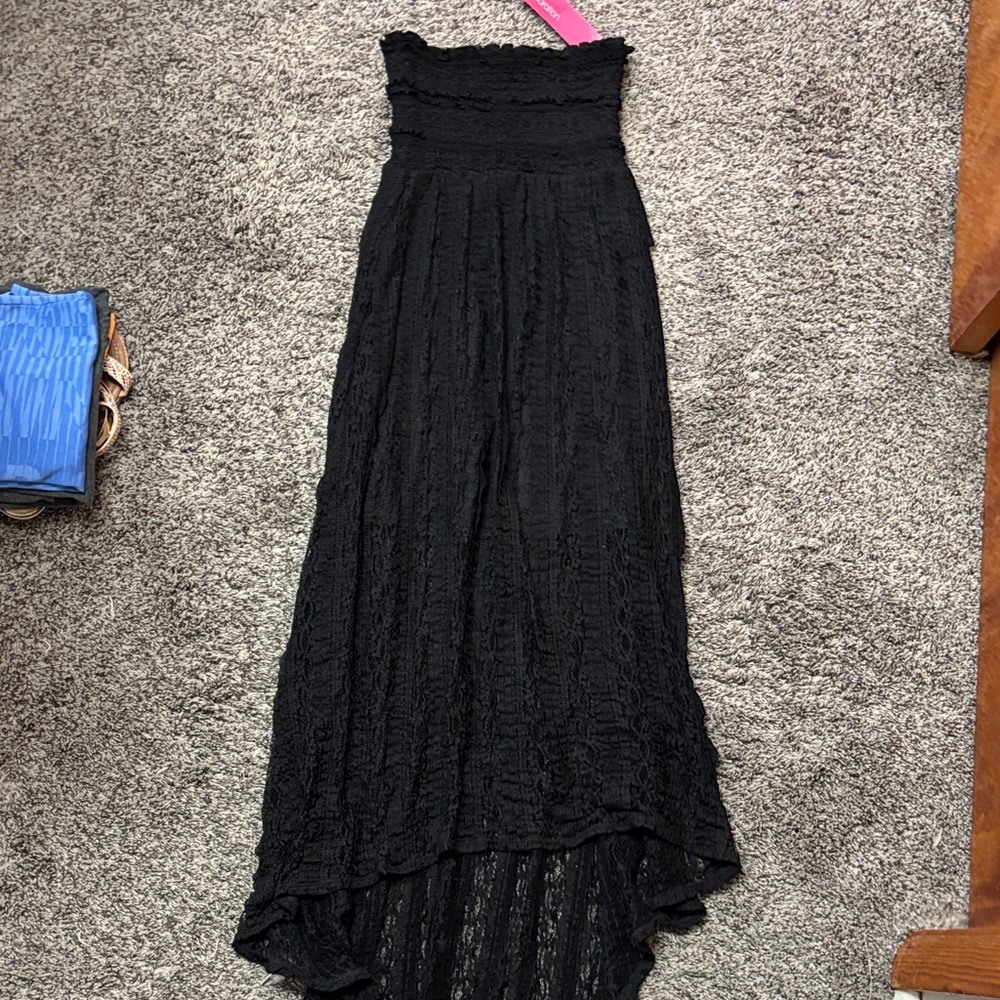 Elegant Black Strapless Dress